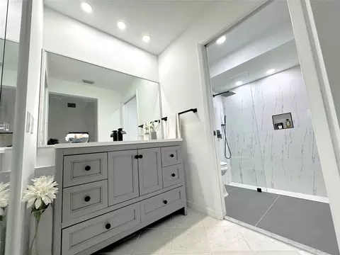 2183 Montpeliar, Weston, FL 33326