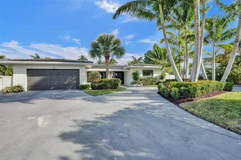 2601 NE 53rd St, Lighthouse Point, FL 33064