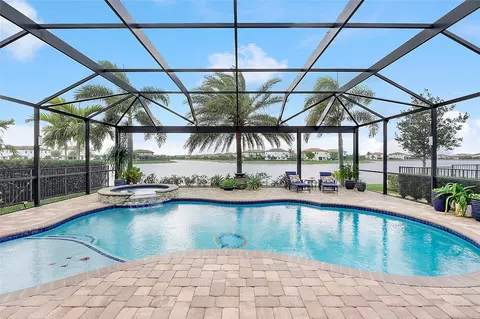 8587 E Baypoint Cir, Parkland, FL 33076
