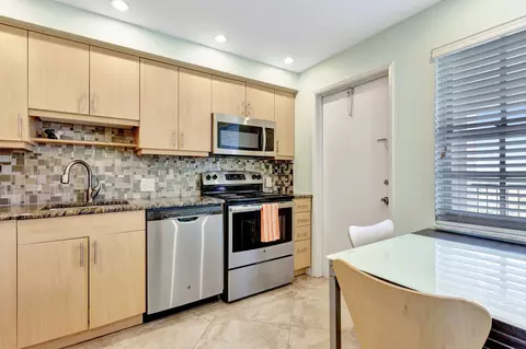 3200 N Palm Aire Dr #805, Pompano Beach, FL 33069