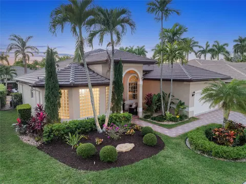 2553 Jardin Mnr, Weston, FL 33327