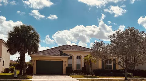 2386 Bellarosa Cir, West Palm Beach, FL 33411