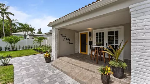 433 NE 8th Ave, Fort Lauderdale, FL 33301