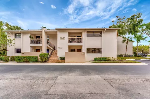 4516 NW 20th St #470, Coconut Creek, FL 33066