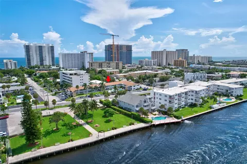 1110 N Riverside Dr #17, Pompano Beach, FL 33062