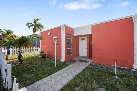 1110 S 29th Ave, Hollywood, FL 33020