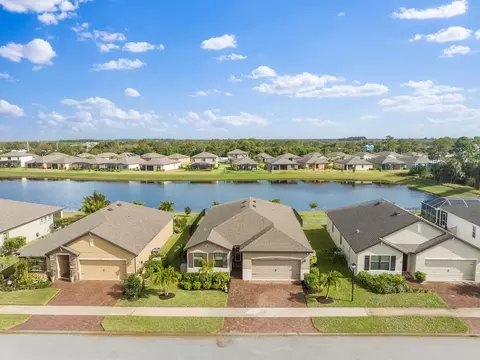 6740 Canterbridge Dr, Vero Beach, FL 32967
