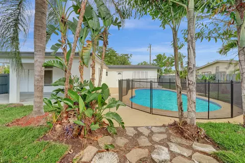 6700 Franklin St, Hollywood, FL 33024