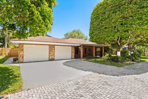 2508 NE 7th Ave, Wilton Manors, FL 33305