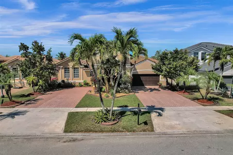 16407 NW 16th St, Pembroke Pines, FL 33028