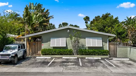 1645 N Dixie Hwy, Fort Lauderdale, FL 33305