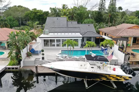 2363 SE 15th St, Pompano Beach, FL 33062