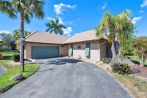 1933 Coquina Way, Coral Springs, FL 33071