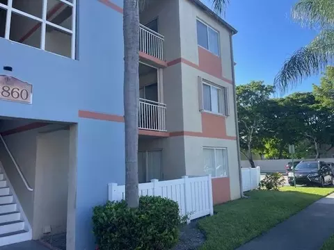18860 NW 57th Ave #106, Hialeah, FL 33015