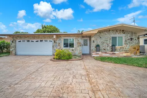 6757 Petunia Dr, Miramar, FL 33023