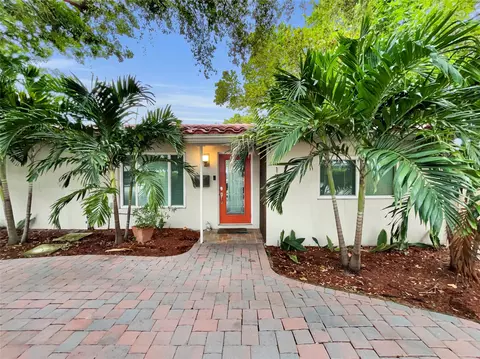 1504 NE 18th St, Fort Lauderdale, FL 33305