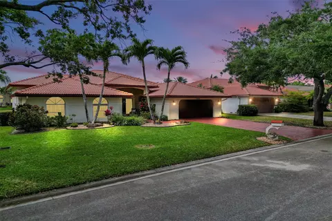 10444 NW 48th Mnr, Coral Springs, FL 33076