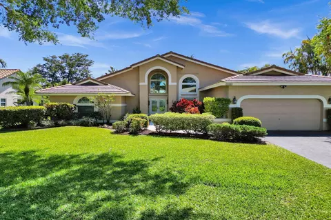 8580 NW 52nd Pl, Coral Springs, FL 33067