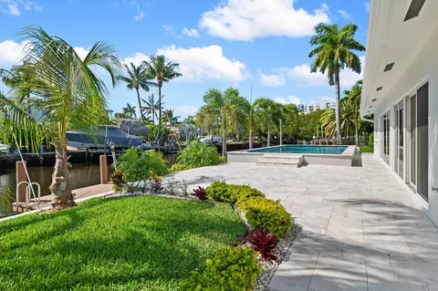 229 SE 3rd Ter, Pompano Beach, FL 33060 photo 11