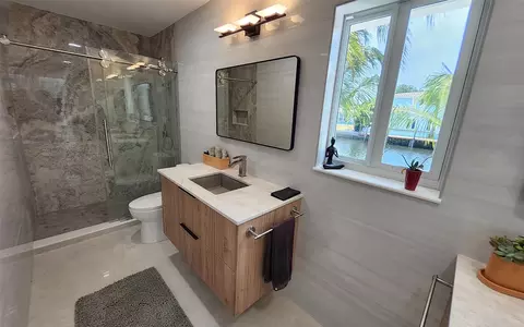 229 SE 3rd Ter, Pompano Beach, FL 33060 photo 34