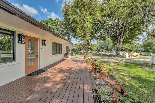 14291 SW 24th St, Davie, FL 33325