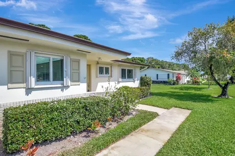 2884 Crosley Dr E #D, West Palm Beach, FL 33415