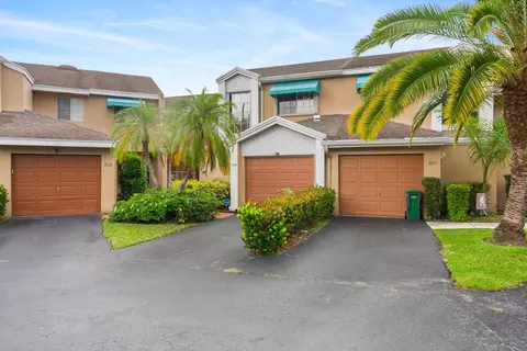 7214 Woodmont Way #7214, Tamarac, FL 33321