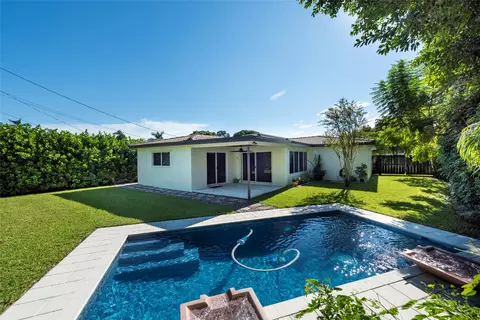 304 N 31st Ct, Hollywood, FL 33021 photo 22