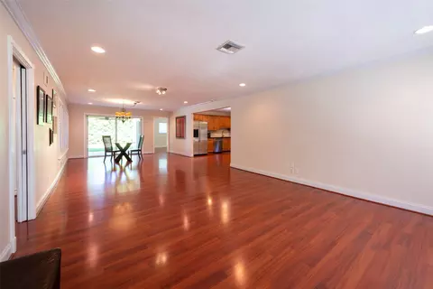 304 N 31st Ct, Hollywood, FL 33021 photo 6