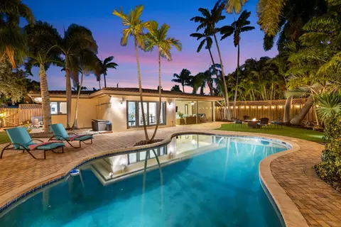 2107 NE 15th St, Fort Lauderdale, FL 33304