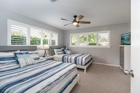 949 NE 24th Ave, Pompano Beach, FL 33062 photo 39