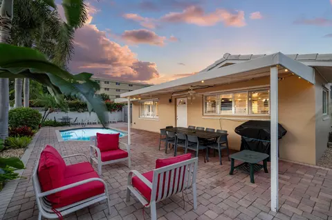 949 NE 24th Ave, Pompano Beach, FL 33062 photo 11