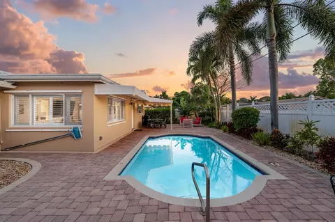 949 NE 24th Ave, Pompano Beach, FL 33062 photo 6