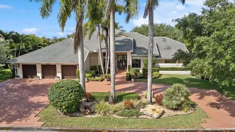 5100 NW 83rd Ln, Coral Springs, FL 33067