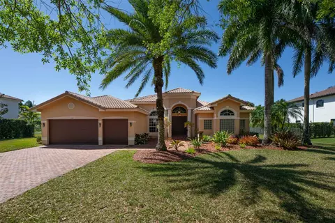 3767 Saratoga Ln, Davie, FL 33328