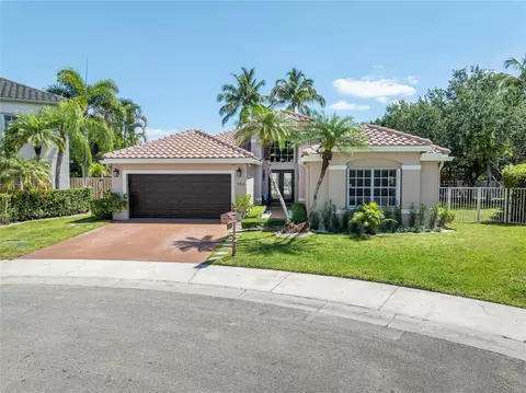 102 Cameron Ct, Weston, FL 33326
