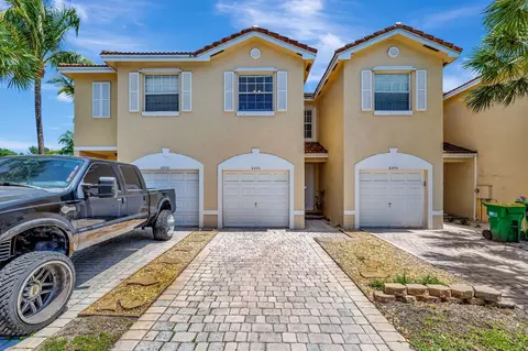 6376 Landings Way #1, Tamarac, FL 33321