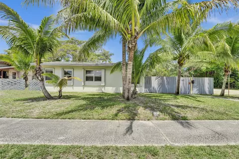 1501 SW 12th Ct, Fort Lauderdale, FL 33312