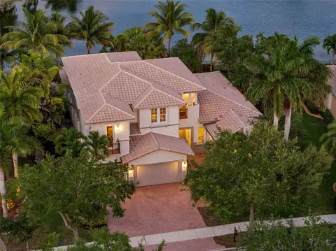 7898 NW 111th Way, Parkland, FL 33076