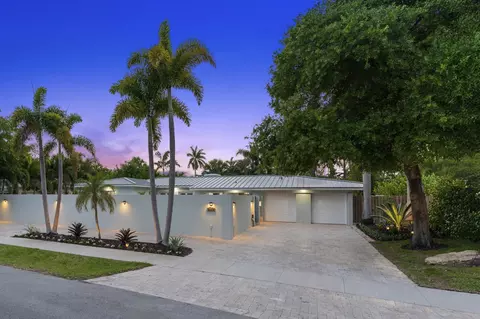 2449 Bayview Dr, Fort Lauderdale, FL 33305