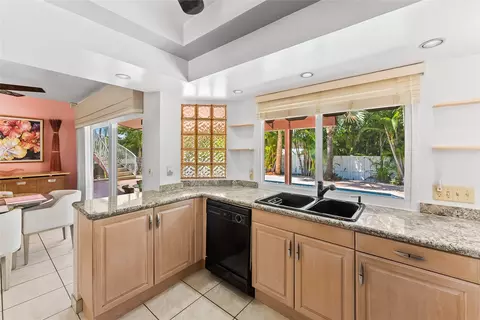 3401 Leigh Rd, Pompano Beach, FL 33062 photo 28