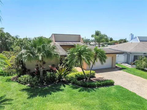 8212 NW 85th Ave, Tamarac, FL 33321