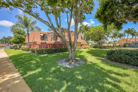 2916 SW 12th St #2916, Deerfield Beach, FL 33442