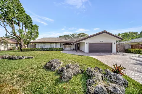 10253 NW 17th St, Coral Springs, FL 33071