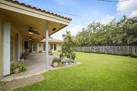 3031 NE 45th St, Lighthouse Point, FL 33064 photo 4