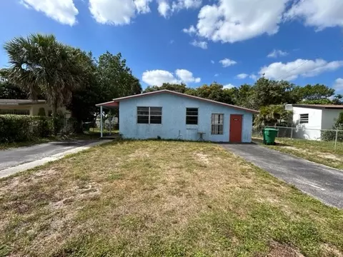 3360 NW 9th St, Lauderhill, FL 33311