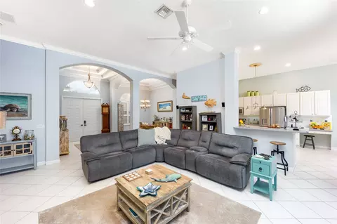 6945 SE Bay Hill Dr, Stuart, FL 34997 photo 5