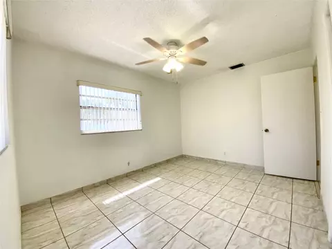 1104 Pinehurst, North Lauderdale, FL 33068 photo 43