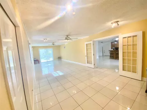 1104 Pinehurst, North Lauderdale, FL 33068 photo 27