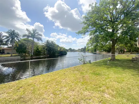 1104 Pinehurst, North Lauderdale, FL 33068 photo 68
